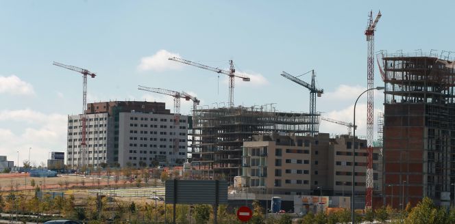 Viviendas en construcción en Valdebebas, Madrid.