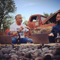 Tony Aquila, en su rancho de Texas.