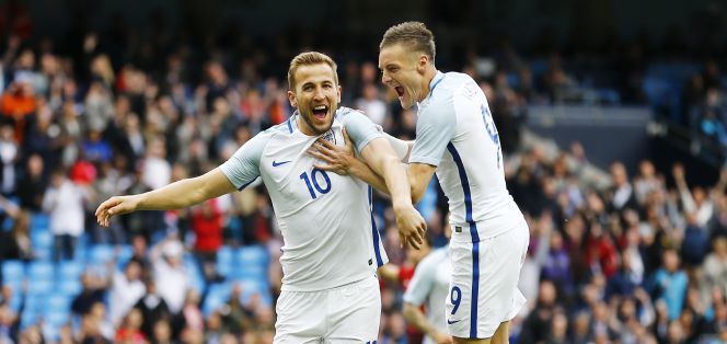 Los delanteros de la selección inglesa, Harry Kane y Jamie Vardy, en el partido amistoso que les enfrentó a Turquía, el mes pasado.