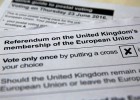 La libra se enfrenta a un abismo si se produce el 'brexit' La libra se enfrenta a un abismo si se produce el 'brexit'