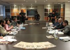 Competitividad y salarios bajos o la lucha contra la pobreza Competitividad y salarios bajos o la lucha contra la pobreza
