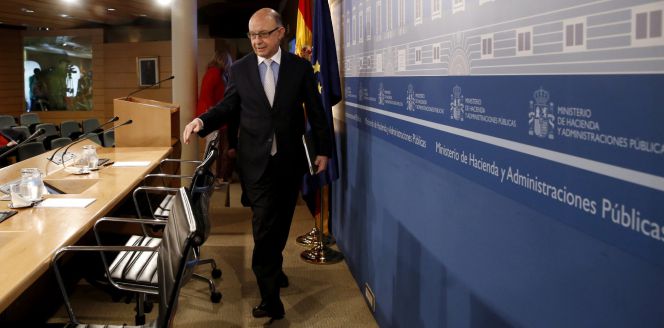 El ministro de Hacienda en funciones, Cristóbal Montoro, durante la rueda de prensa que ha ofrecido hoy en Madrid.