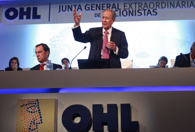 Juan Miguel Villar Mir en la junta de OHL