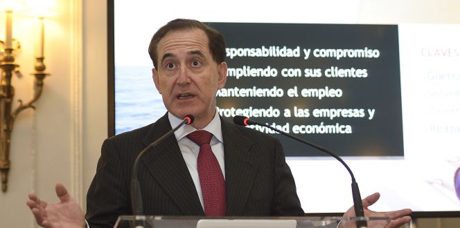El presidente de Mapfre, Antonio Huertas, durante una conferencia en Santander.