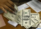 Millonarios estadounidenses a favor de más impuestos Millonarios estadounidenses a favor de más impuestos