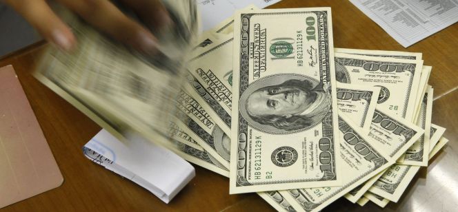 Billetes de dólares estadounidenses.