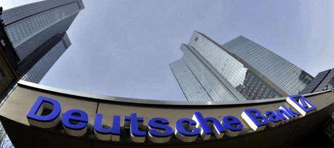 El FMI hunde al Deustche Bank a mínimos de 30 años