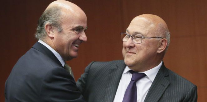 La eurozona consensúa multar a España