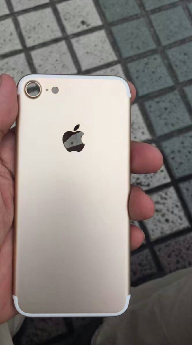 Aparecen nuevas imágenes del supuesto iPhone 7