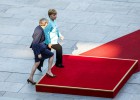 Merkel pide a May que aclare la relación con la UE Merkel pide a May que aclare la relación con la UE