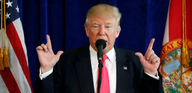 Trump anima a Rusia a espiar los correos de Clinton