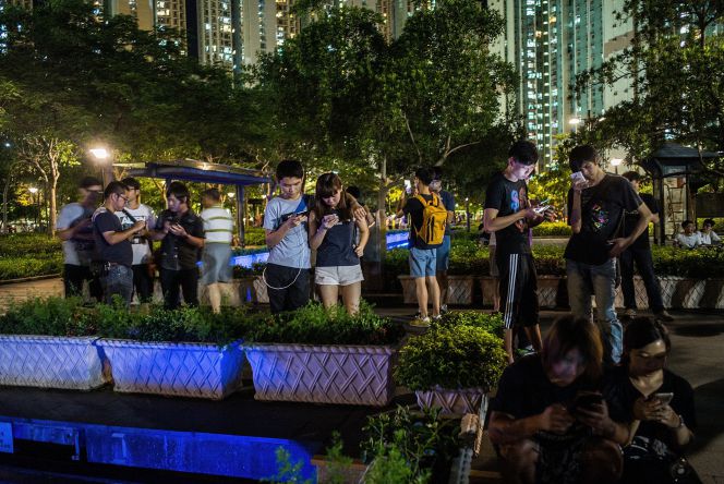 Jugadores de Pokémon Go en Hong Kong.