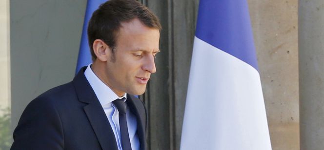 El ya exministro de Economía de Francia saliendo del palacio del Elíseo