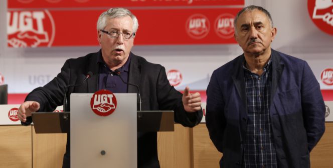 UGT y CC OO instan a la CEOE a negociar ya el alza de salarios