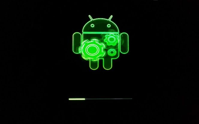 Con Android 7.0 Nougat, las actualizaciones no impiden que sigamos usando el móvil