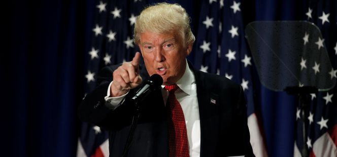 El candidato republicano Donald Trump en un discurso de campaña en Cleveland.
