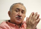 “UGT tiene que pisar más fábricas y menos moquetas” “UGT tiene que pisar más fábricas y menos moquetas”