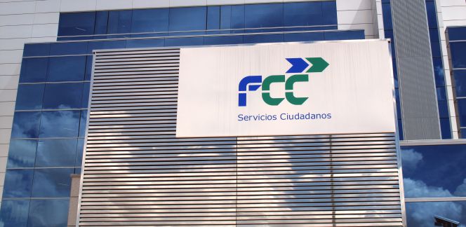 Uno de los edificios de FCC.