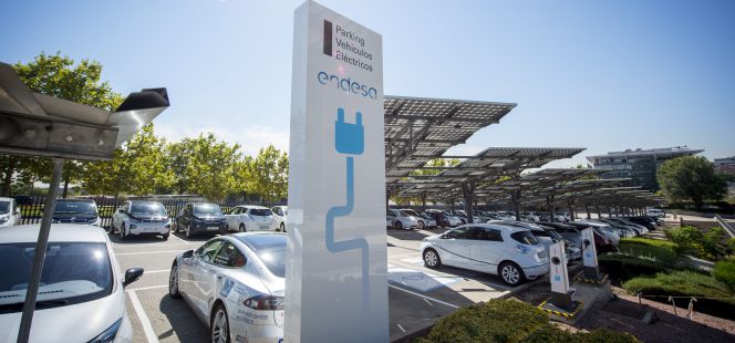 Imagen del parking de vehículos eléctricos de la compañía energética Endesa.