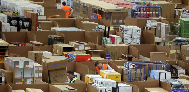 Almacén logístico de Amazon.