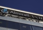 Almirall recortará 121 puestos de trabajo en España Almirall recortará 121 puestos de trabajo en España