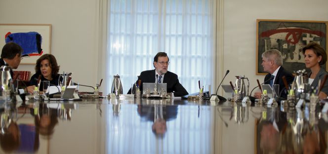Primera reunión del nuevo Gobierno.
