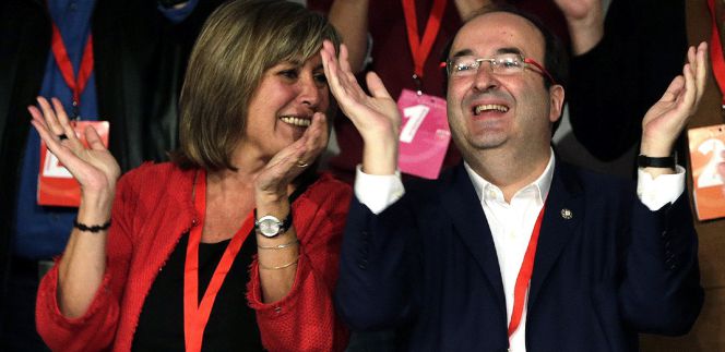 El primer secretario del PSC, Miquel Iceta, junto a la que será su número dos,Nuria Marín, tras la clausura del XIII congreso del partido, que se ha celebrado desde el viernes en Barcelona y del que ha salido una nueva y renovada ejecutiva.