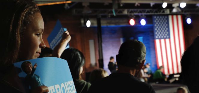 Seguidores de Hillary Clinton en un acto de campaña.