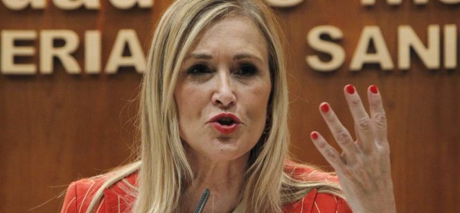 Cifuentes dice que los madrileños pagan la sanidad a Andalucía