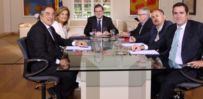 Rajoy retocará la reforma laboral si hay pacto de patronal y sindicatos