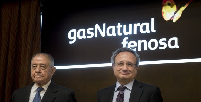 Imagen de archivo del presidente de Gas Natural Fenosa, Salvador Gabarró (i), y el consejero delgado, Rafael Villaseca. EFEArchivo