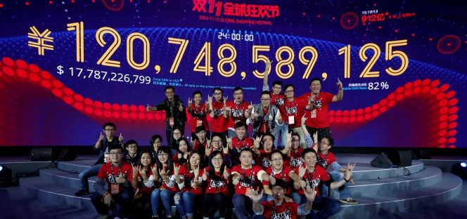 Festival del Día de los Solteros, organizado por Alibaba en Shenzhen (China).