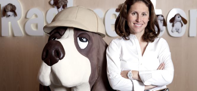 Elena Betés, fundadora de Rastreator y directora de comparadores en Europa de Admiral Group.