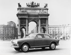 Alfa Romeo, la ‘víbora’ más elegante de la automoción