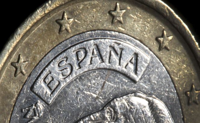 En la imagen, una moneda de euro de España en Duesseldorf, Alemania. EFEArchivo