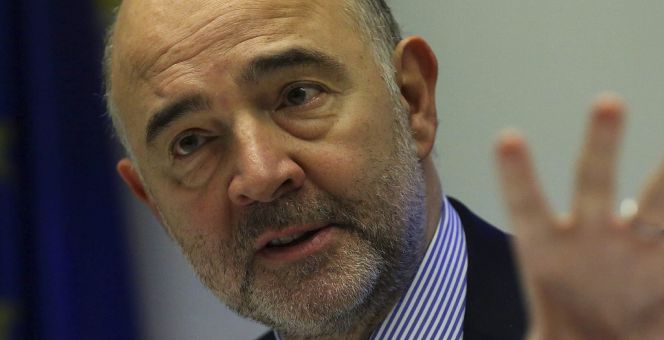 El comisario europeo para Asuntos Económicos y Financieros, Pierre Moscovici, durante una rueda de prensa anteayer en Atenas.