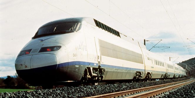 Tren de Alta Velocidad (AVE) Madrid-Sevilla.