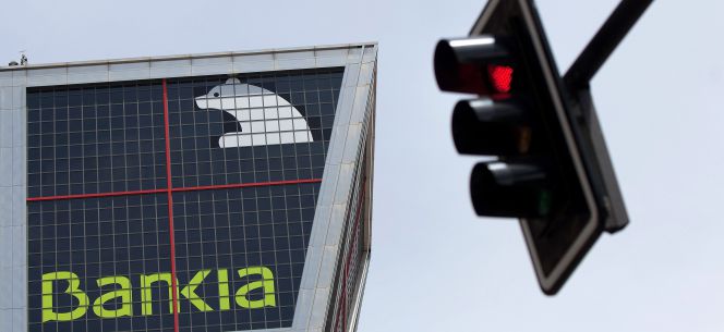Bruselas apremia a España a privatizar Bankia y BMN