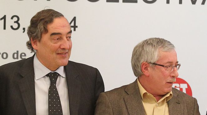 Juan Rosell, presidente de CEOE, (izquierda) e Ignacio Fernández Toxo, secretario general de CC OO.