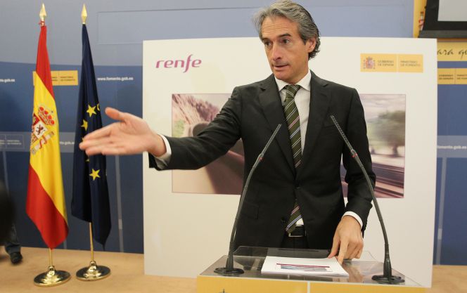El ministro de Fomento, Íñigo de la Serna.