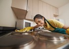 El ahorro de las familias cae a mínimos por el alza del consumo El ahorro de las familias cae a mínimos por el alza del consumo
