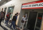 El paro baja en 390.534 personas en 2016, la mayor caída de la serie histórica El paro baja en 390.534 personas en 2016, la mayor caída de la serie histórica