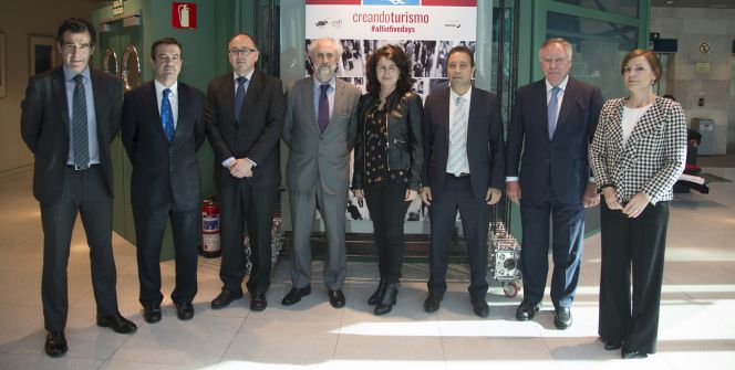 Presentación de Fitur 2017. En el centro, Matilde Asian, secretaria de Estado de Turismo.