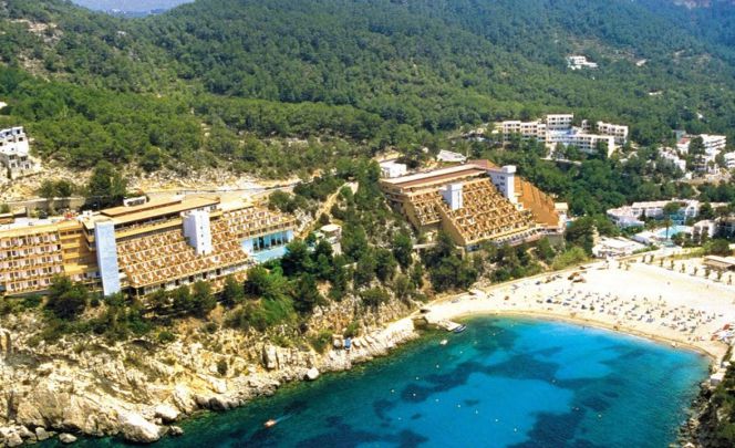 Hotel de Hispania en la Cala de San Miguel de Ibiza, adquirido el pasado año.