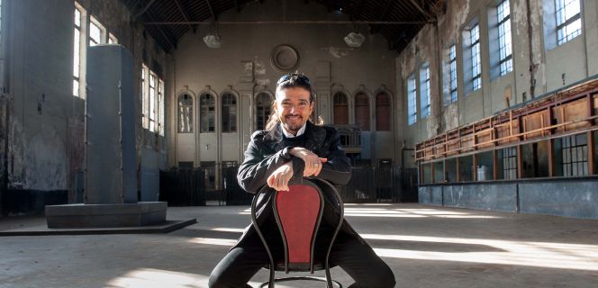 Álvarez: “A los bancos ya no les da miedo entrar en el teatro”