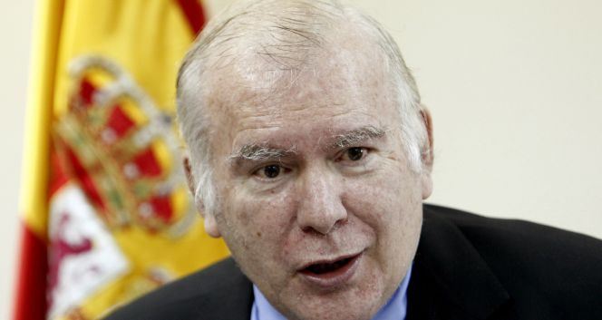 GRA241. MADRID, 15012017.- Fotografía de archivo del 14062011 de Luis Gámir, presidente del Consejo Consultivo de Privatizaciones (CCP) y exministro de Comercio y Turismo con Adolfo Suárez y de Transportes, Turismo y Comunicaciones con Leopoldo Calvo Sotelo, que ha muerto hoy a los 74 años en Madrid.