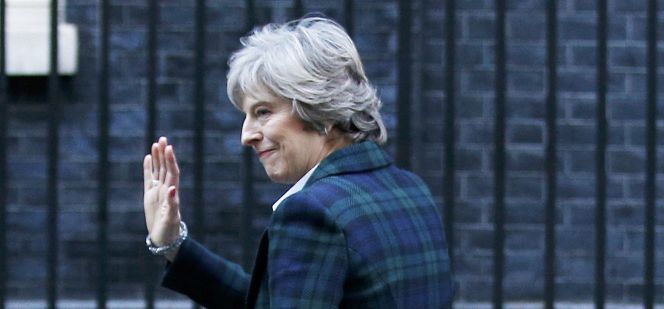 La líder británica Theresa May, ayer al regresar al número 10 de Downing Street.