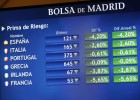 España coloca 5.636 millones en letras a un menor interés España coloca 5.636 millones en letras a un menor interés