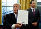 Trump retira a EE UU del Tratado Comercial del Pacífico Trump retira a EE UU del Tratado Comercial del Pacífico