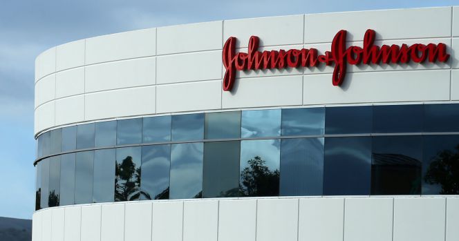 Edificio de Johnson & Johnson en Irvine, California.